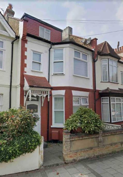 Private Guest Rooms In Tooting ロンドン エクステリア 写真
