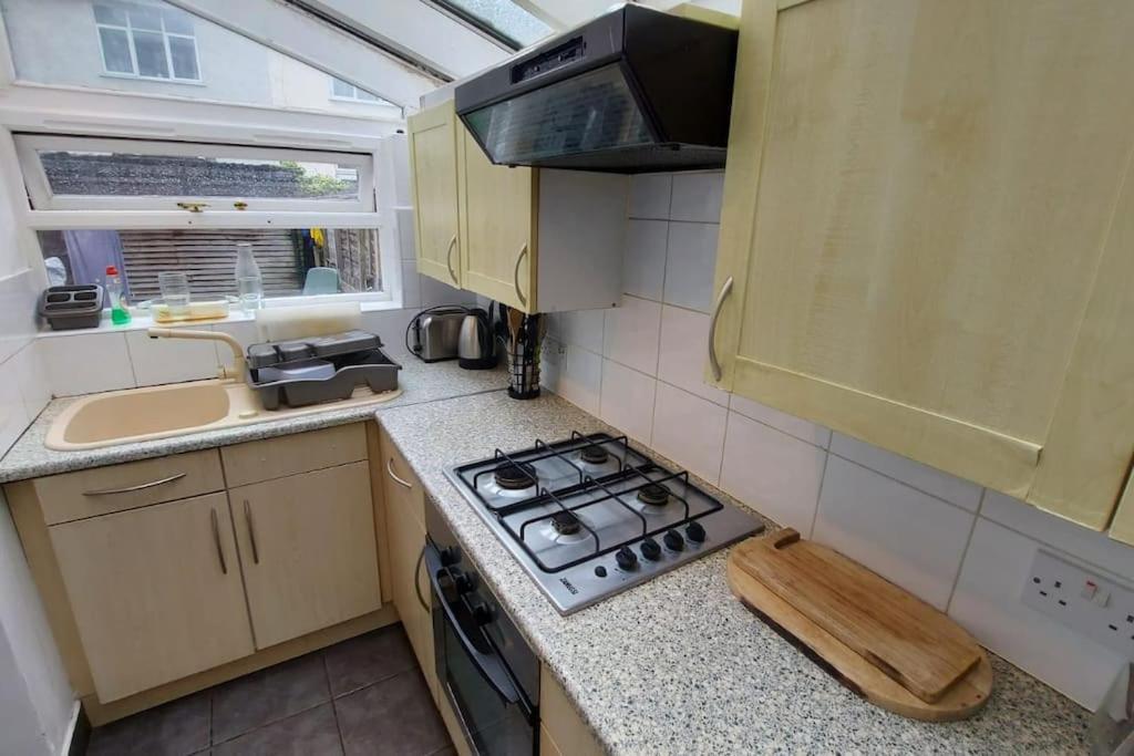 Private Guest Rooms In Tooting ロンドン エクステリア 写真