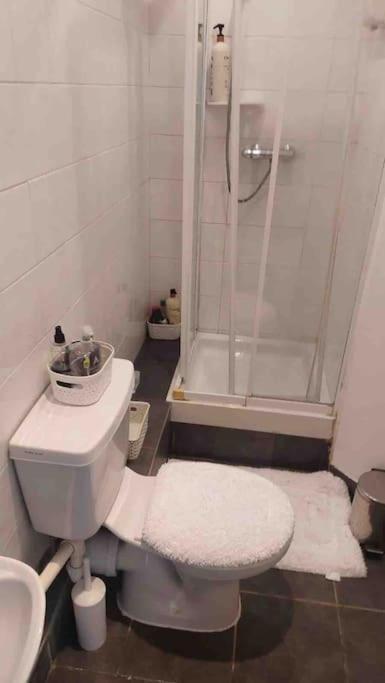 Private Guest Rooms In Tooting ロンドン エクステリア 写真