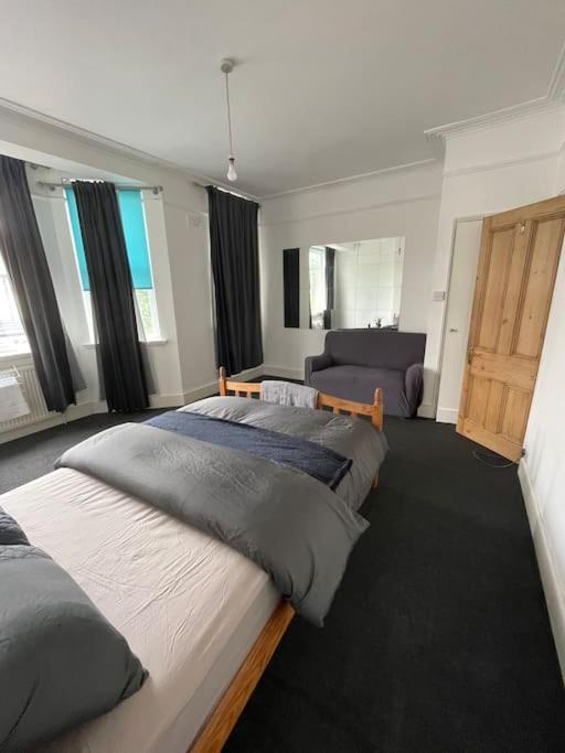 Private Guest Rooms In Tooting ロンドン エクステリア 写真