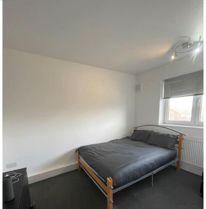 Private Guest Rooms In Tooting ロンドン エクステリア 写真